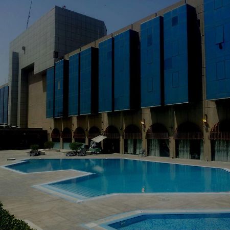 Basra International Hotel Екстер'єр фото