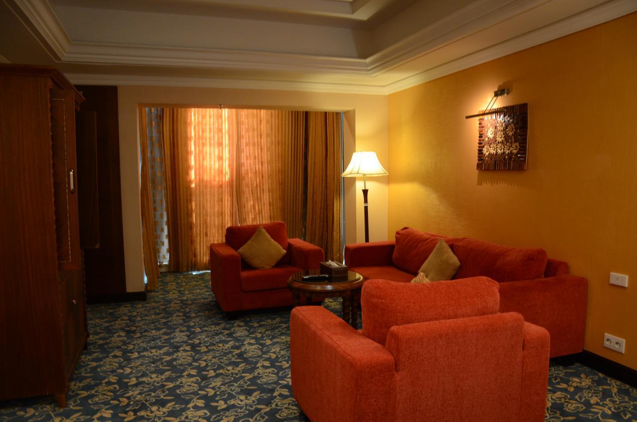 Basra International Hotel Екстер'єр фото
